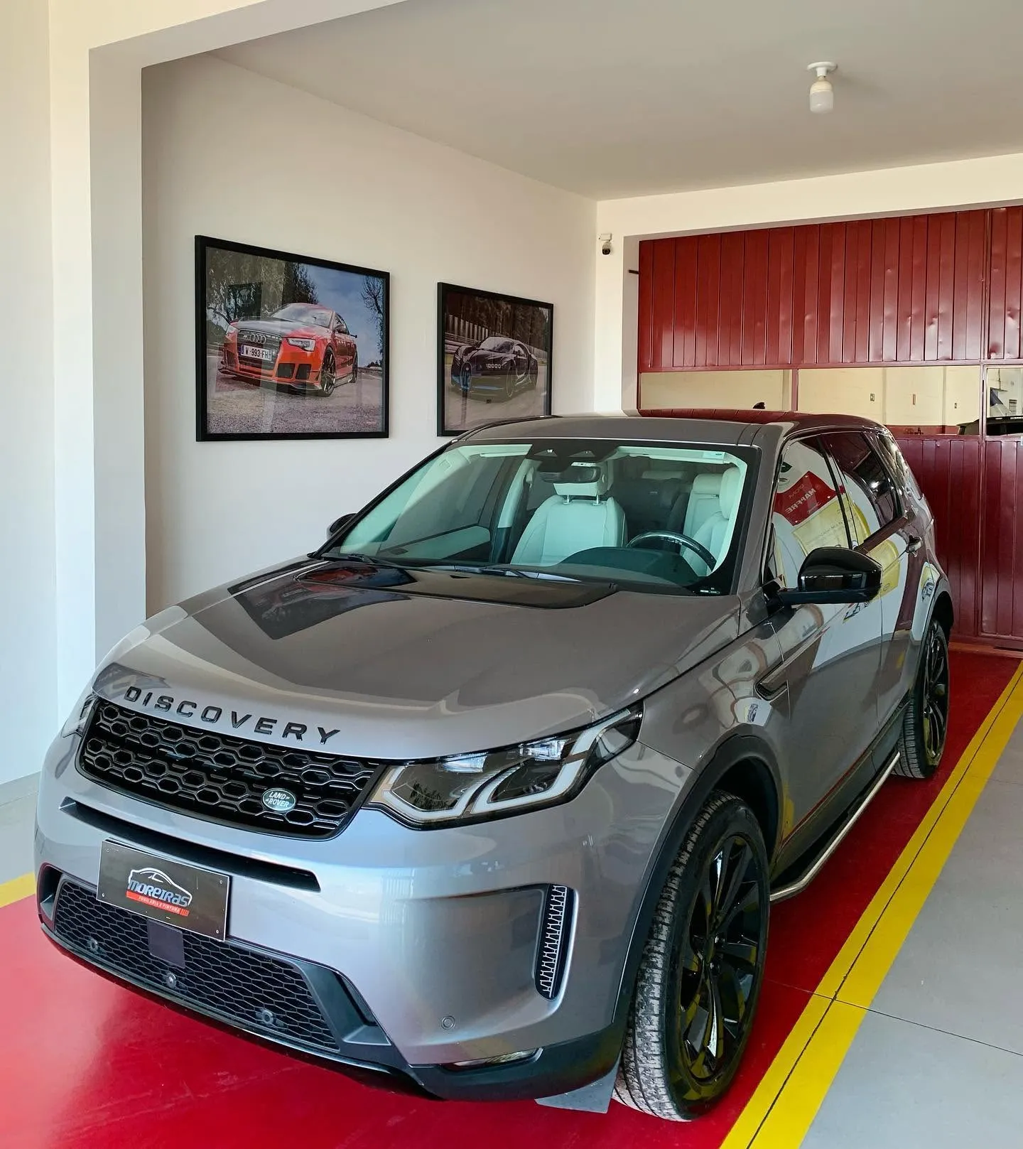 Land Rover Discovery após funilaria e pintura na Moreiras em Presidente Prudente
